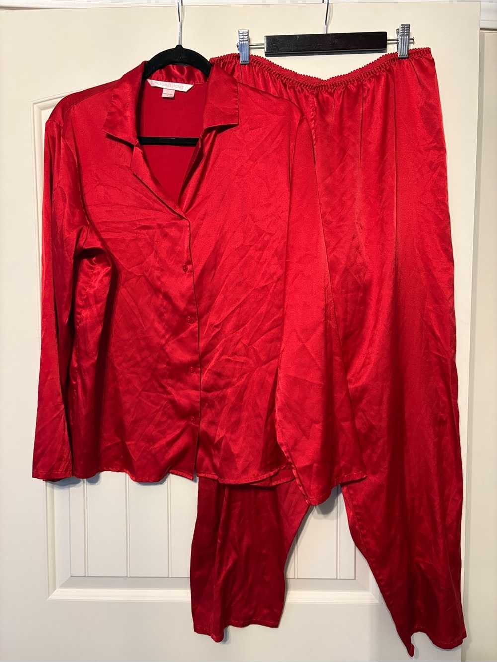 Vintage Victoria's Secret Red Satin Two-Piece Pajama Set - Picture 2 of 7